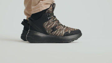 Stoke Fo-Mo Tactical REALTREE Original Black step-in video